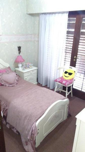 Chalet En Venta En Quilmes Oeste