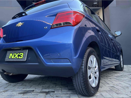 Chevrolet Onix 1.0 MPFI LT 8V FLEX 4P MANUAL