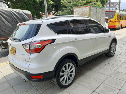 Ford Escape 2019 2.0 Titanium
