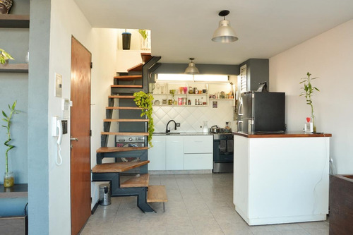 Imagen 2 de 30 de Departamento De Diseño 1 Dormitorio Tipo Dúplex En La Mejor Zona De Pichincha