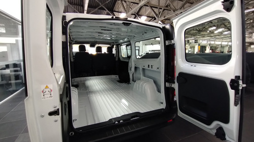 Renault Trafic Techo Bajo 2025