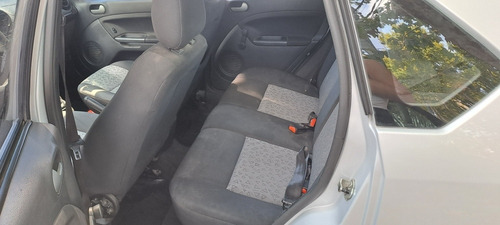 Imagen 15 de 20 de Ford Fiesta Max 1.6 Ambiente Plus Con Gnc