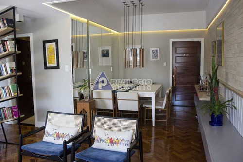 Apartamento À Venda, 2 Quartos, 1 Suíte, Copacabana - Rio De Janeiro/rj - 17190