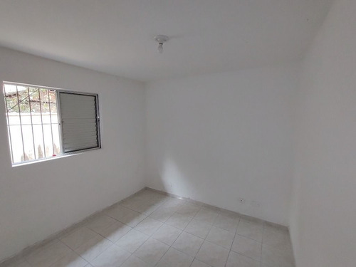 Imagem 2 de 4 de Casa Para Alugar Por R$ 950,00/mês - Vila Parque Jabaquara - São Paulo/sp - Ca1223