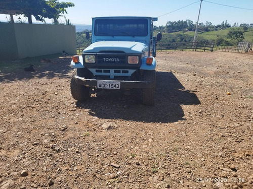 Toyota Bandeirante 3.7 Cab. Simples Longa 2p