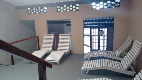 Casa Dois Andares 140 M/q Dentro De Clube Em Meio A Floresta