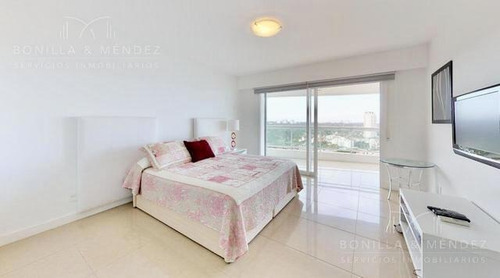 Aquarela, 4 Suites, Toilette, Piso Alto, 4 Cocheras