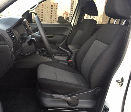 Imagem 14 de 15 de Amarok Cabine Dupla 4x4 Diesel 2018 Unico Dono Completa Nova