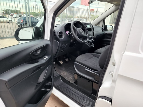 Imagen 9 de 11 de Mercedes Benz Vito Furgon Cdi