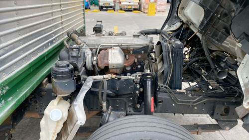 Imagen 23 de 25 de Chevrolet Npr 729