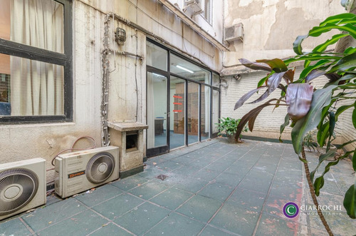 Imagen 13 de 24 de Montevideo Y Posadas Oficina Con 2 Patios Propios