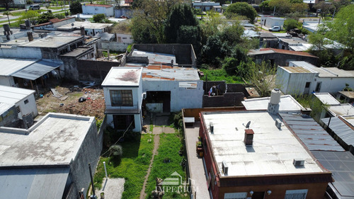 Venta De Casa Con Un Gran Terreno De 1000m2 A Pasos De Belloni En Manga