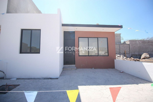 Casa En Preventa En Fracc. Real De Comala