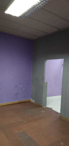 Imagen 3 de 9 de Local Comercial En Alquiler. El Piñonal. Maracay