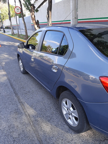 Renault Logan 1.6 Dynamique Mt
