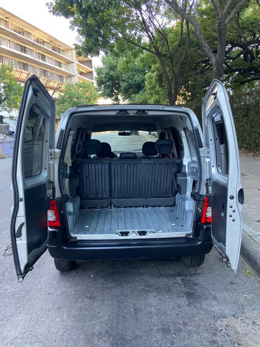 Peugeot Partner Confort 1.4 5 Plazas