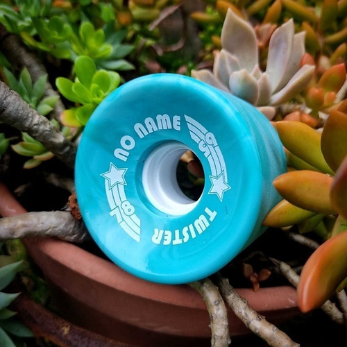 Imagen 4 de 7 de Ruedas Cruiser Long No Name Twister 65 X 45mm 78a Celeste