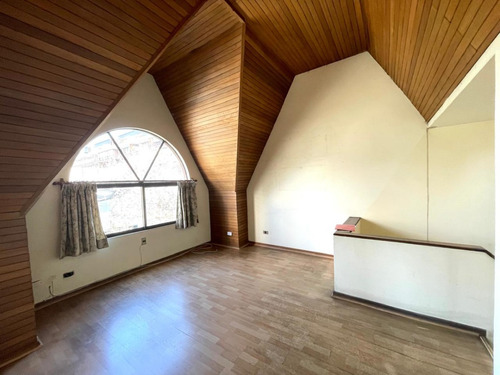 Clinica Alemana/ Manquehue Norte! Juan Xxii/ Townhouse!