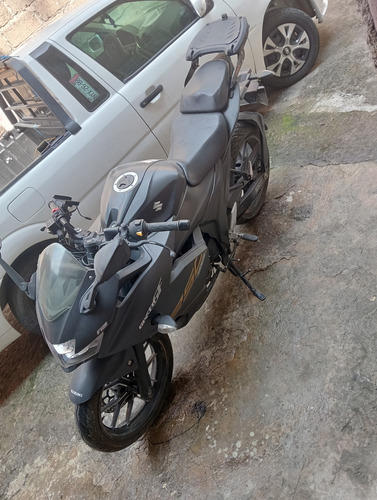 Suzuki Ginser 250