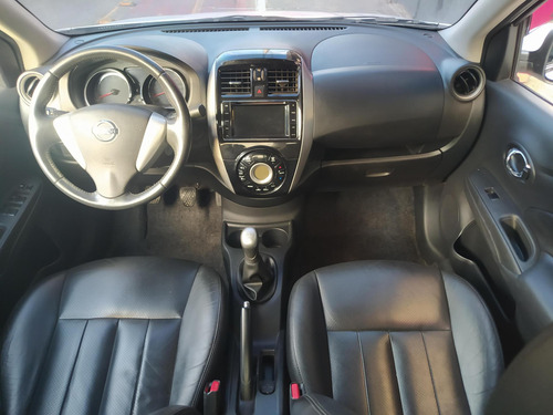 Nissan Versa VERSA SL 1.6 16V FlexStart 4p Mec.