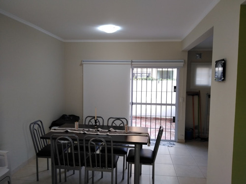 Imagen 4 de 8 de Vendo Dúplex Departamento Tres Ambientes Amueblado