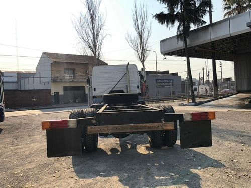 Imagen 5 de 16 de Atego 1729 S/36 Cd Te Automatizado