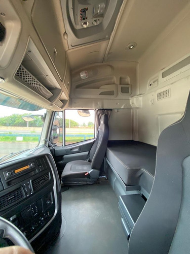 Imagem 9 de 9 de Iveco Stralis Hi-way 480 6x4 2020