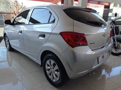 Imagem 4 de 7 de Chevrolet Onix 1.0 Mpfi Joy 8v Flex 4p Manual