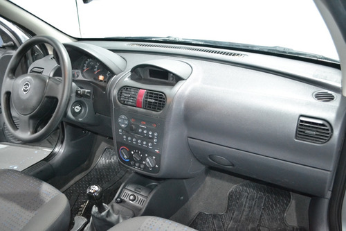 Chevrolet Corsa 1.8 Gl 4p M/t 2010 -imolaautos-