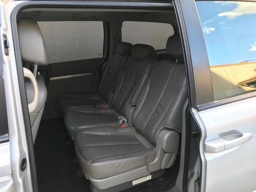Kia Carnival 2.9 Crdi Ex 2010