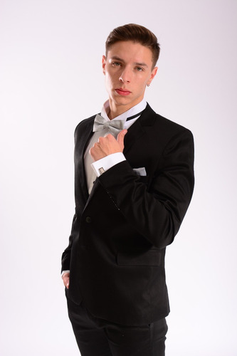 Imagen 2 de 4 de Saco Blazer Smoking Entallado