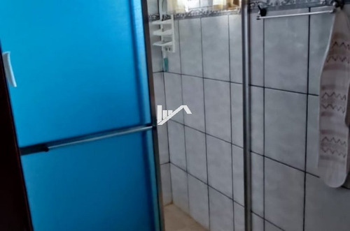 Imagem 4 de 14 de Casa Com Mezanino 900 Metros Da Praia