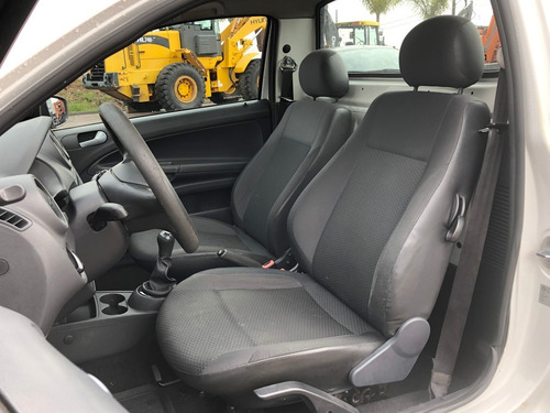 Volkswagen Saveiro Robust Rb Mbvs 2017/2018 1.6 8v=strada