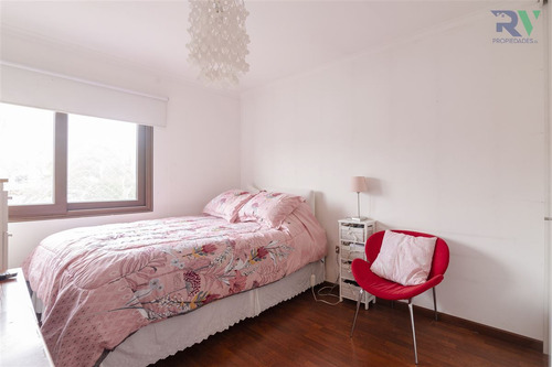 Preciosa Casa En Venta De 4 Dormitorios