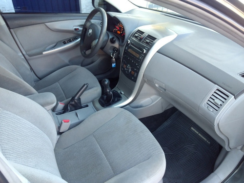 Imagen 8 de 9 de Toyota Corolla 1.8 Xei Mt 2009