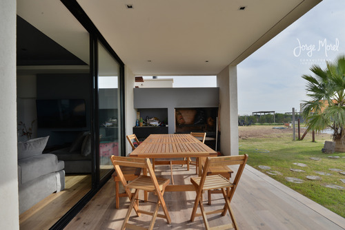 Casa Interno #0-100 - San Sebastian - Area 1 - 829m2 #id 63
