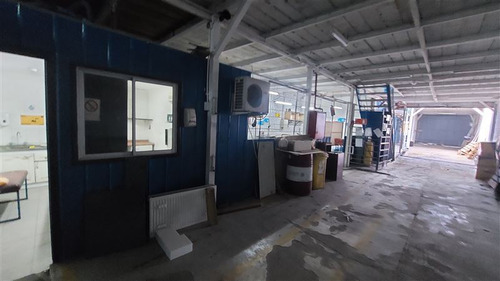 Imagen 21 de 24 de Industrial En Arriendo En Recoleta