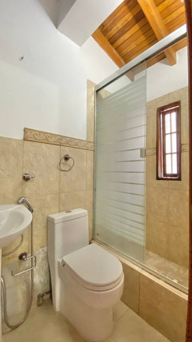 Imagen 4 de 16 de Casa En Conjunto Privado Laureles De La Castellana