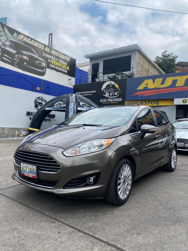 Ford Fiesta Titanium 2015