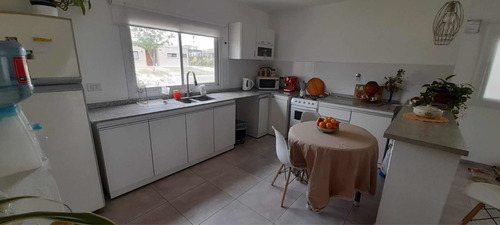 Imagen 5 de 13 de Alquilo Casa 3 Amb Country Pilar - San Ramon Disponible 29 Al 3 Feb-marzo Disponible -carnaval Ocupado