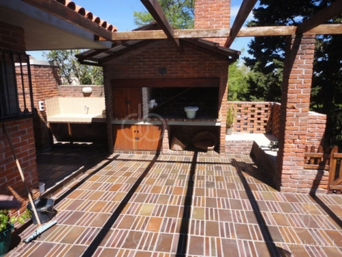 Imagen 14 de 30 de Punta Del Este, Chalet Con Gran Capacidad.