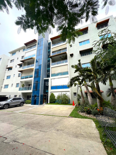Apartamento De Alquiler - Quintas De Pontezuela - Santiago