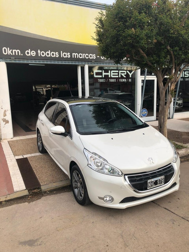 Peugeot 208 1.6 Feline 2013