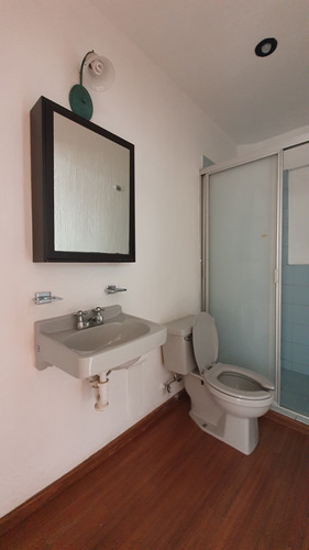 Imagen 3 de 8 de Oficina En Renta 112 M2 En Arcos Vallarta