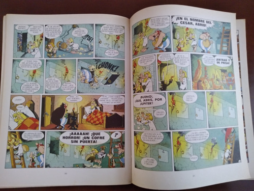 Asterix En Helvecia Cómic Impecable Goscinny - Almagro - (Usado)