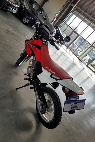 Imagen 15 de 17 de Impecable Honda Tornado Xr 250 Año 2017 Con Solo 13.000 Km