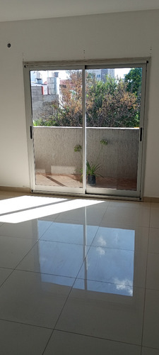 Alquiler Monoambiente Con Balcon