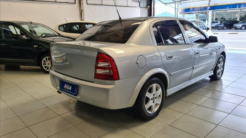 Imagem 4 de 9 de Chevrolet Astra 2.0 Mpfi Advantage Sedan 8v