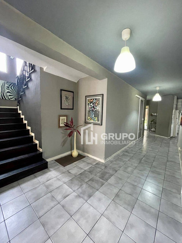 Imagen 12 de 17 de Venta De Casa En La Viña