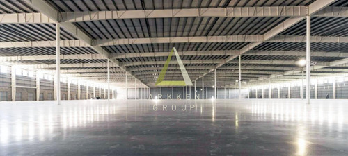 Nave Industrial En  Alquiler En Moreno